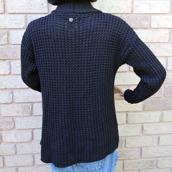 Billabong Cardigan, Black, Size Small - Picture 2 of 5